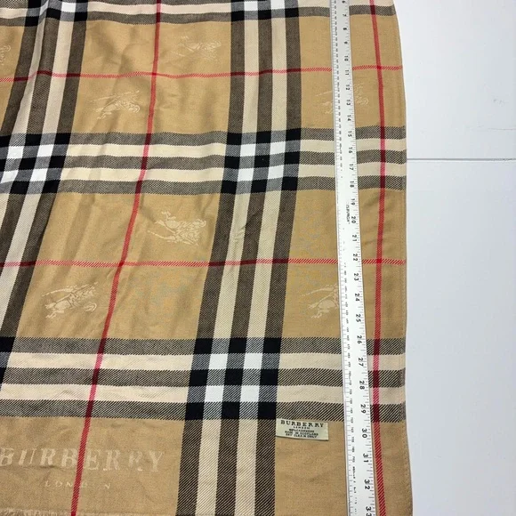 Burberry London Classic Nova Check 100% Cashmere Scarf Made in Scotland - Picture 7 of 10
